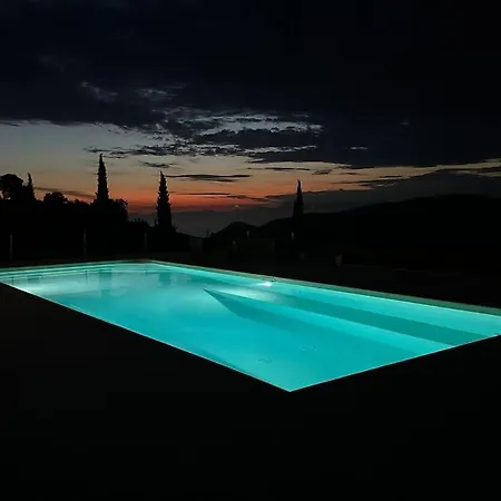 Holiday home Eddy Perdifumo
