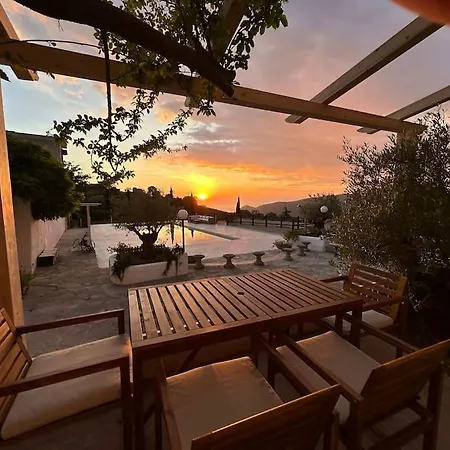 Holiday home Eddy Perdifumo
